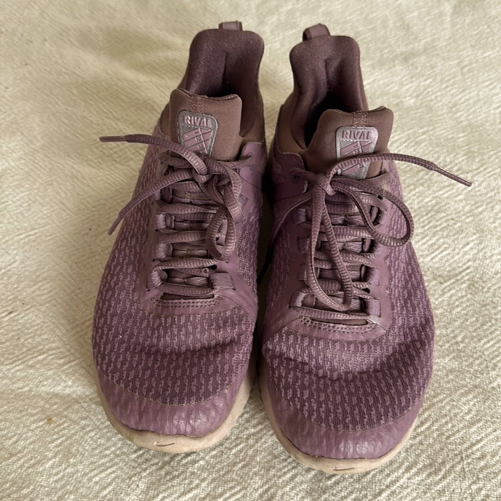 Nike Rival 1234 size 7.5 women